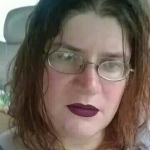 Meet your Posher, Hillary